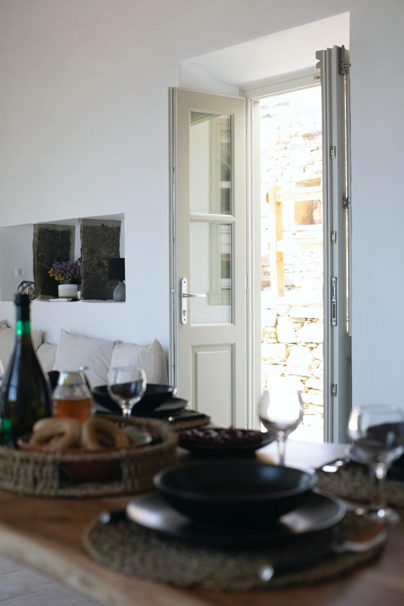 Tholos Guest House Cherronisos  ภายนอก รูปภาพ